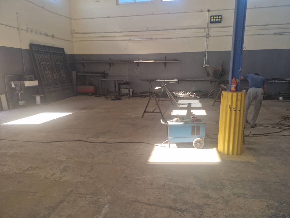 ورشة القطع والتشكيل